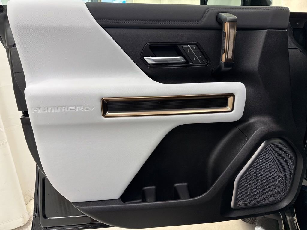 New 2025 GMC Hummer EV 3X AWD/4WD image 16