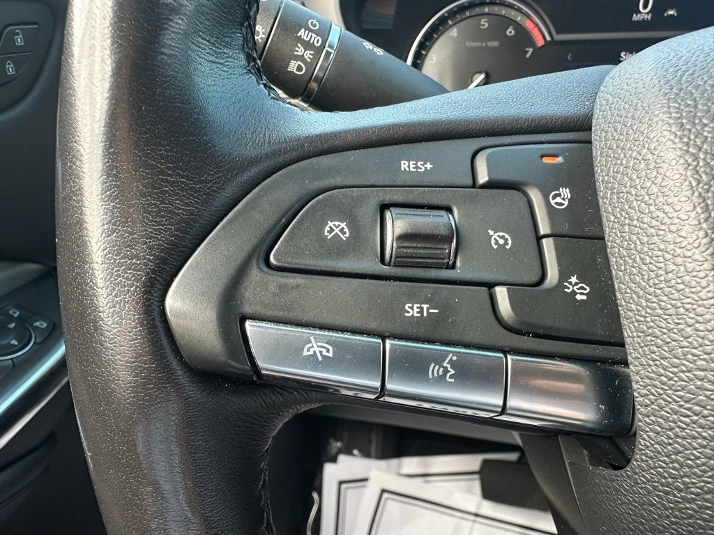 Used 2023 Cadillac XT4 Premium Luxury w/ Cold Weather Package image 28