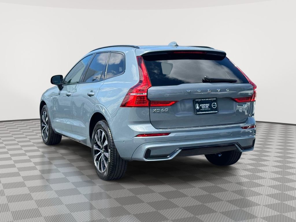 Certified 2023 Volvo XC60 B5 Plus w/ Climate Package image 4
