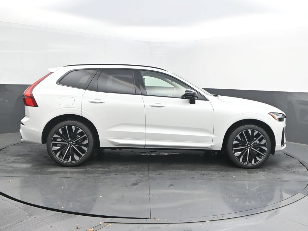 New 2026 Volvo XC60 B5 Ultra w/ Protection Package Premier AWD/4WD image 8