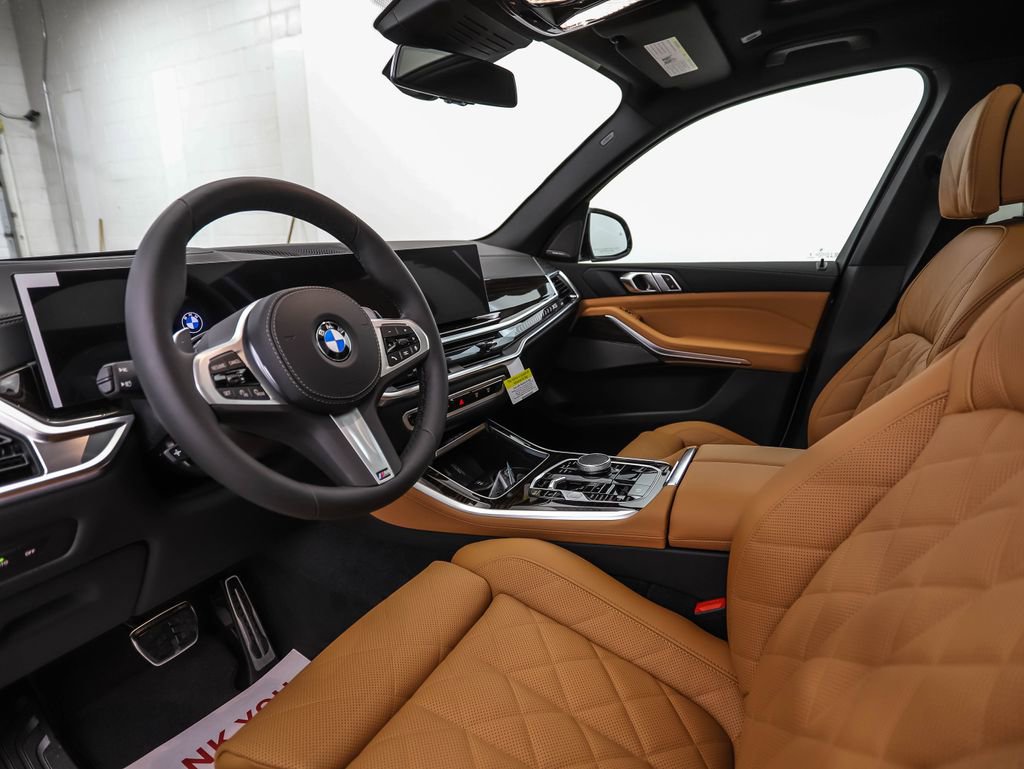 New 2026 BMW X5 xDrive40i w/ M Sport Package AWD/4WD image 10
