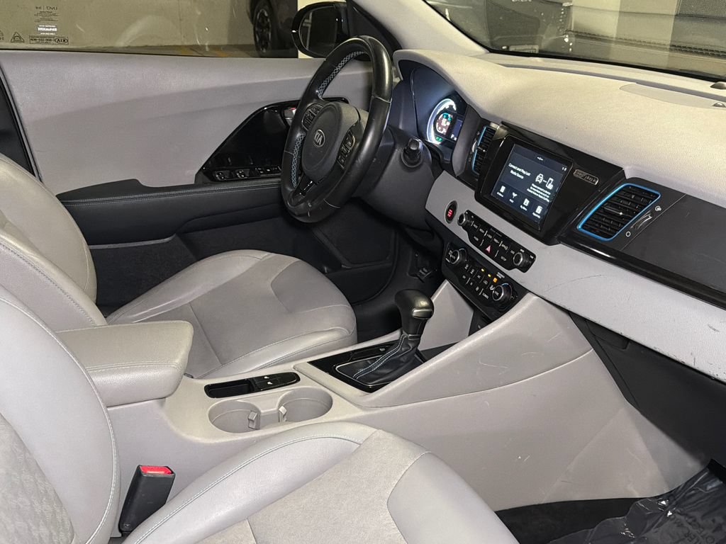 Used 2019 Kia Niro EX FWD image 11