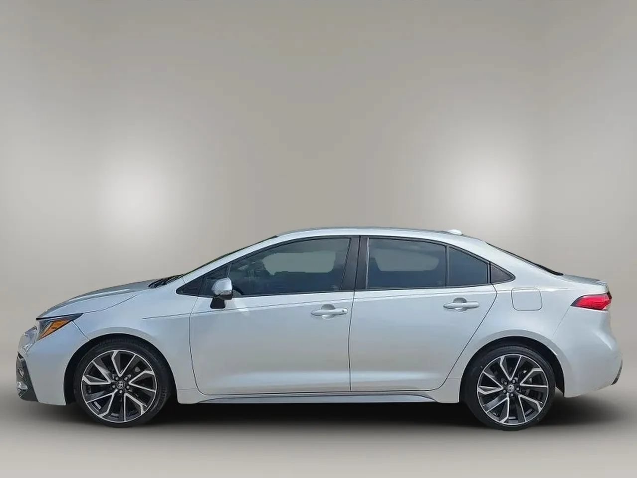 Used 2020 Toyota Corolla SE FWD image 5