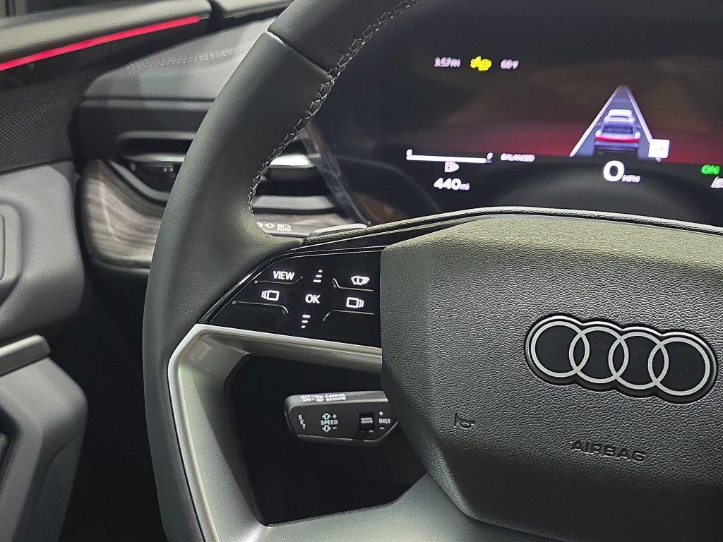Used 2025 Audi Q5 Premium Plus w/ Premium Plus AWD/4WD image 20