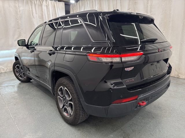 Used 2022 Jeep Grand Cherokee Trailhawk w/ ADV Protech Group II AWD/4WD image 6