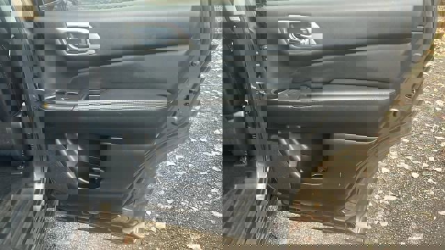 Used 2018 Nissan Pathfinder SL w/ SL Premium Package image 13