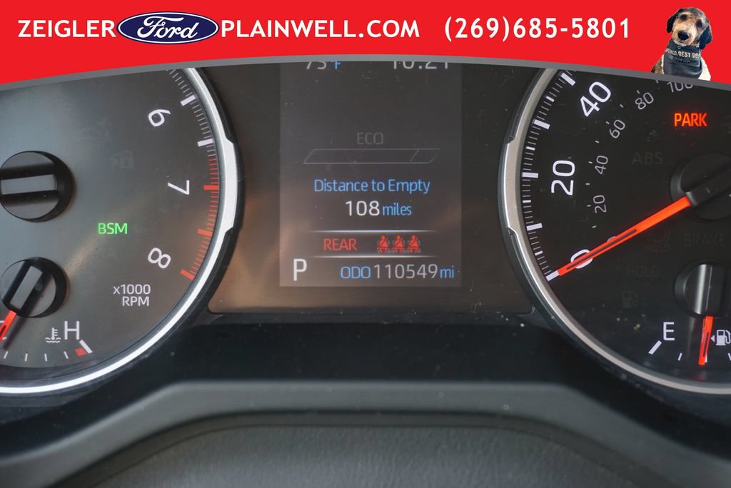 Used 2022 Toyota RAV4 LE AWD/4WD image 25