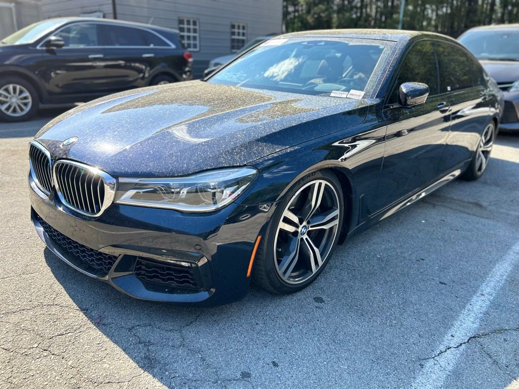 Used 2016 BMW 750i RWD image 3