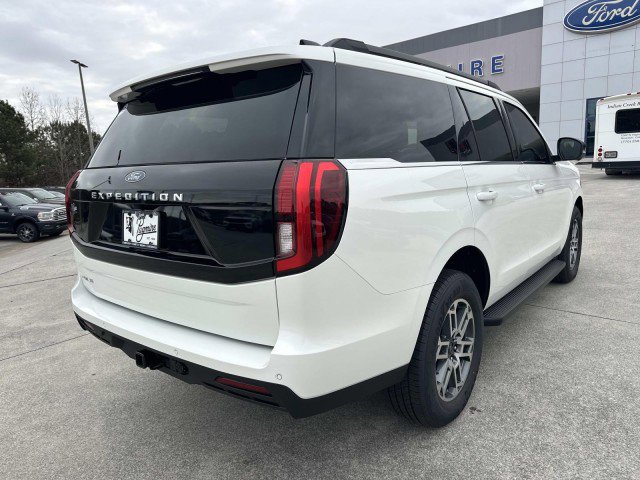 New 2026 Ford Expedition Active image 7