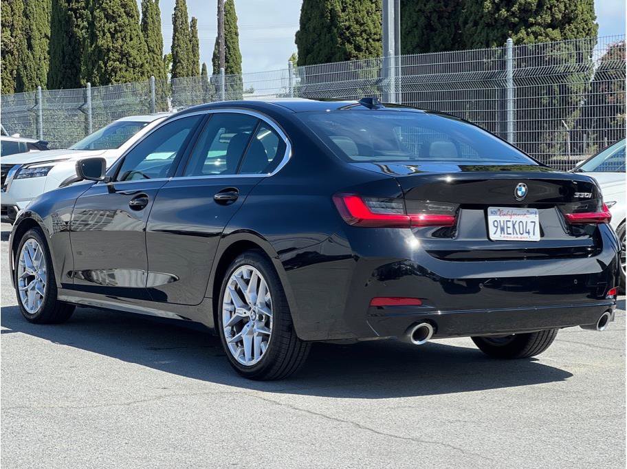 Used 2026 BMW 330i Sedan RWD image 6