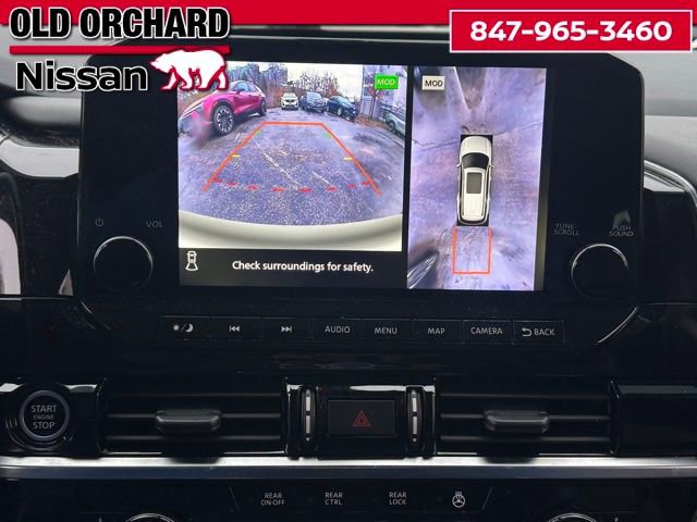 Used 2023 Nissan Pathfinder SL image 16