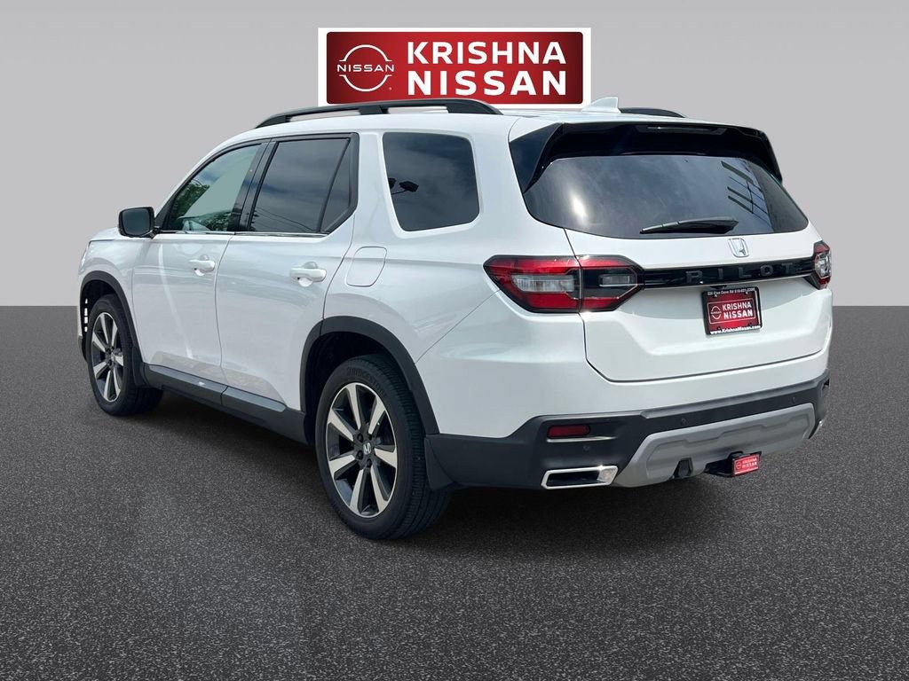 Used 2023 Honda Pilot Elite image 7