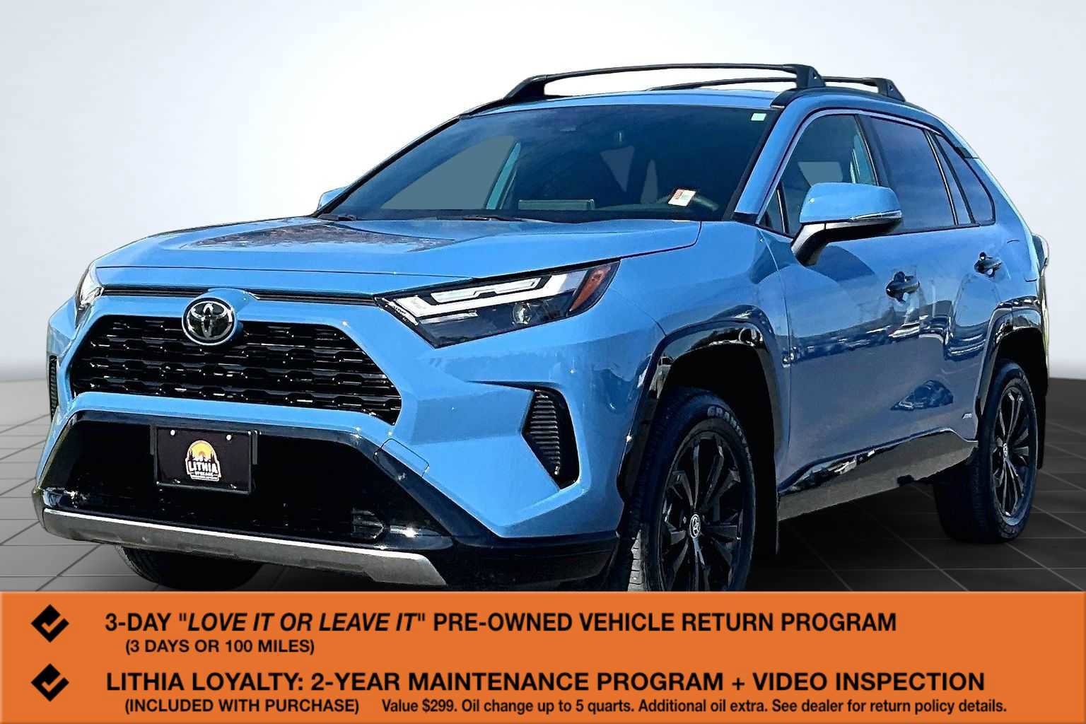 Used 2025 Toyota RAV4 SE w/ Weather Package