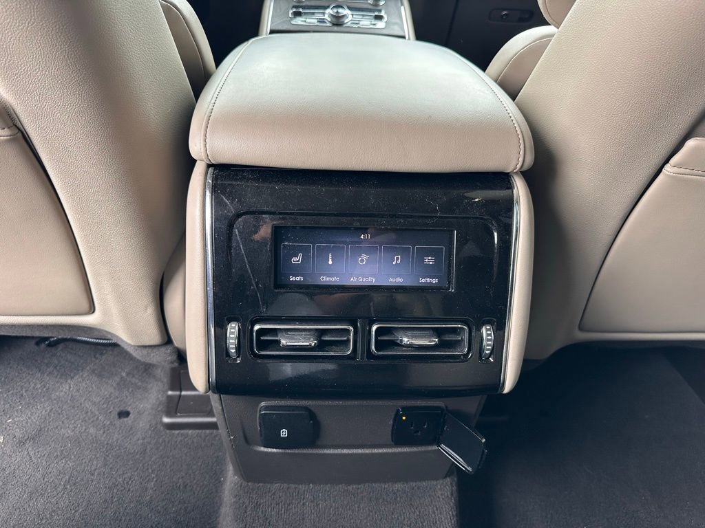 Used 2023 Lincoln Aviator Reserve w/ Equipment Group 201A image 27