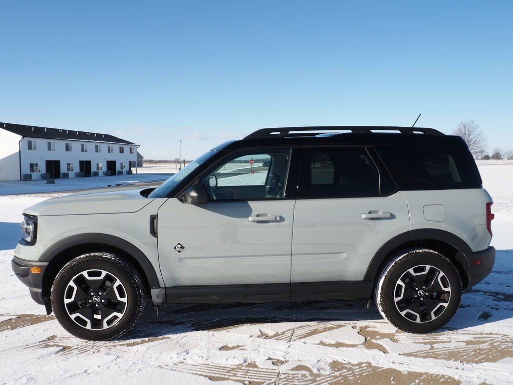 Used 2023 Ford Bronco Sport Outer Banks w/ Tech Package image 18