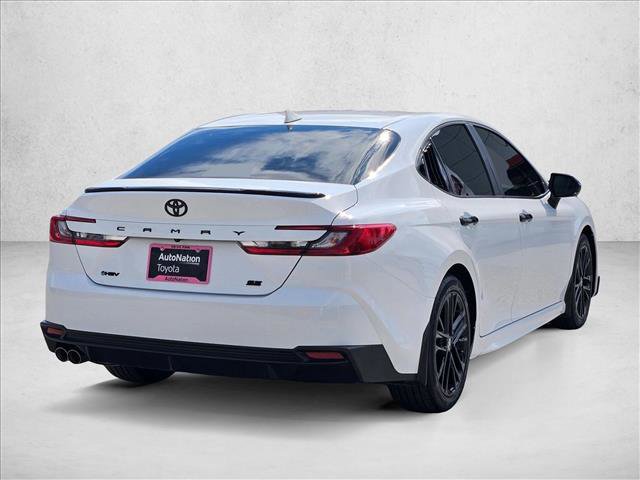 Used 2025 Toyota Camry SE FWD image 5