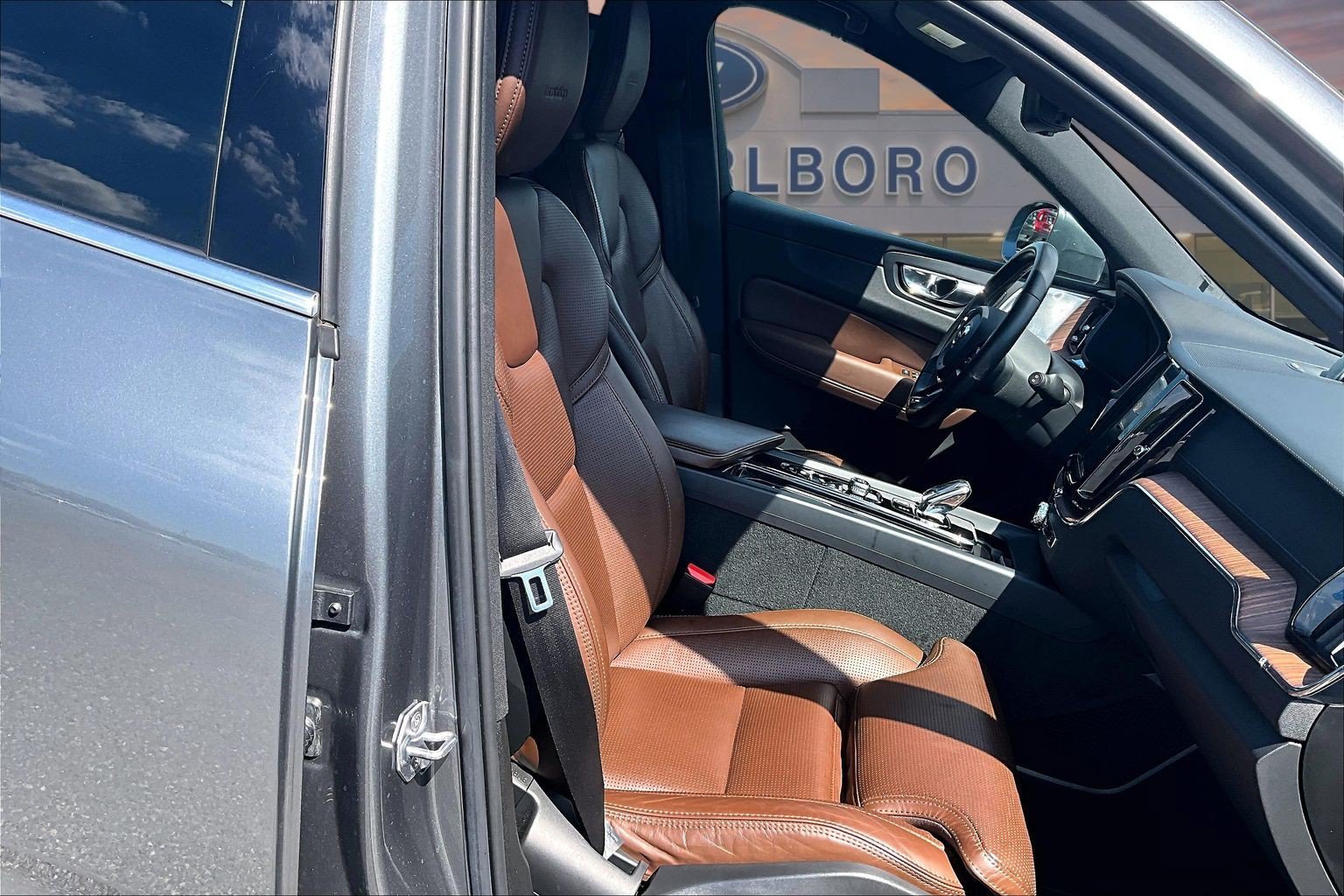 Used 2020 Volvo XC60 T8 Inscription AWD/4WD image 7