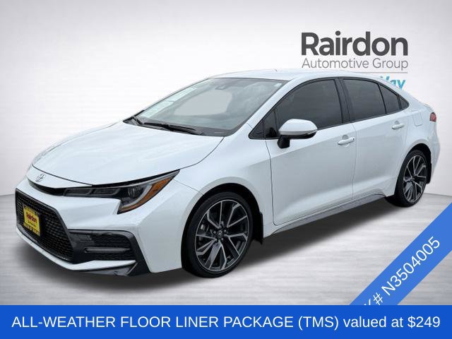 Used 2022 Toyota Corolla SE FWD image 3