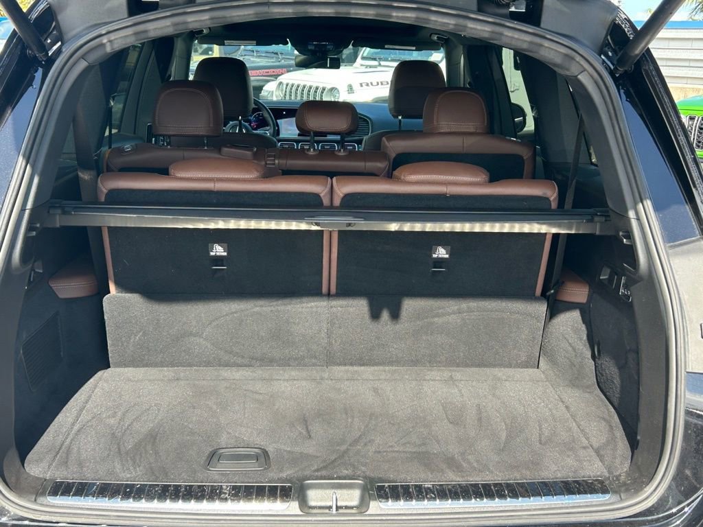 Used 2024 Mercedes-Benz GLS 450 4MATIC w/ AMG Line Exterior image 24