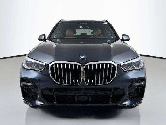 Used 2022 BMW X5 xDrive40i w/ M Sport Package AWD/4WD image 2