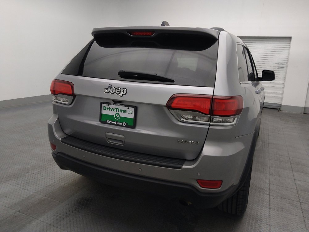 Used 2021 Jeep Grand Cherokee Laredo RWD image 7