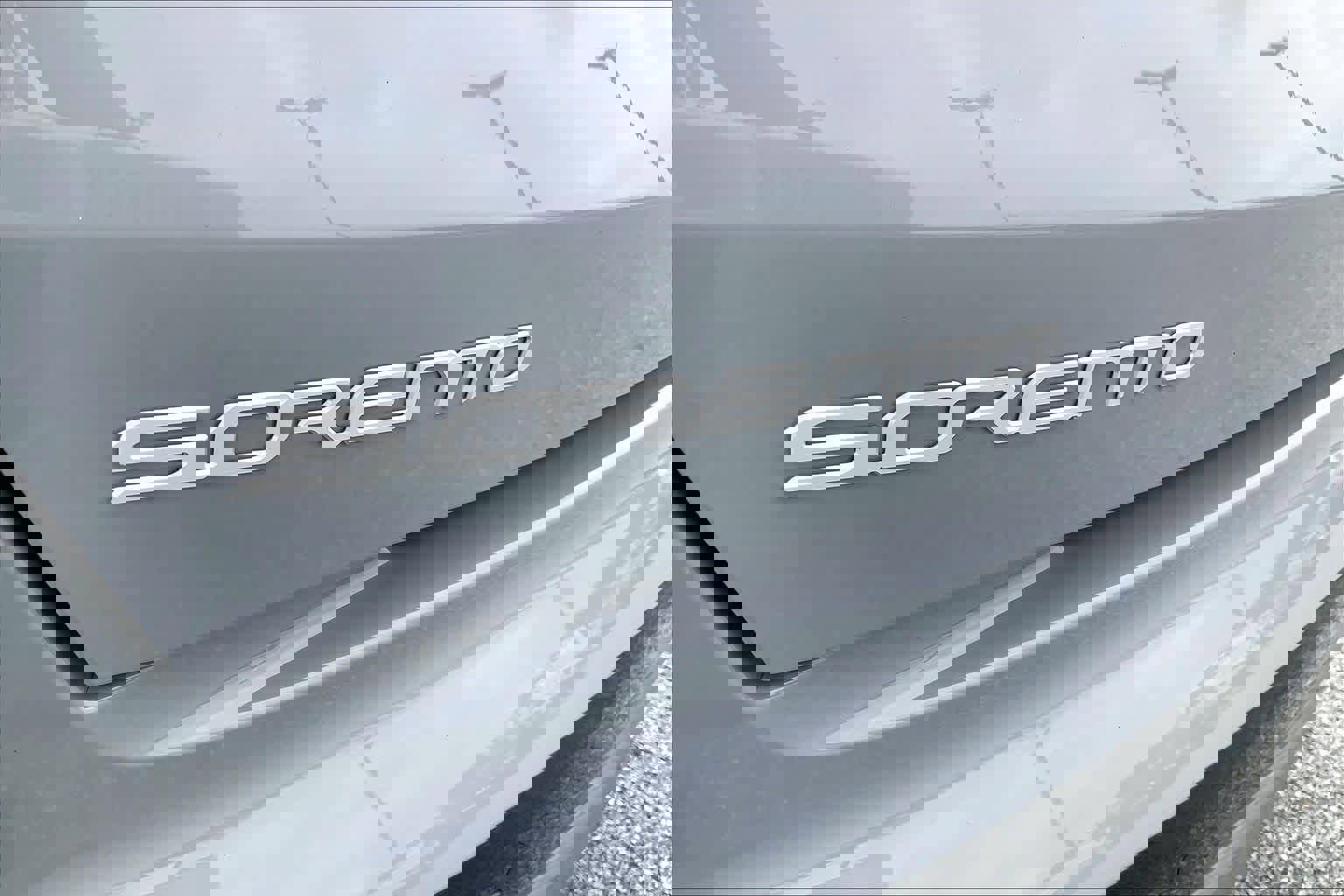 Used 2023 Kia Sorento SX image 30