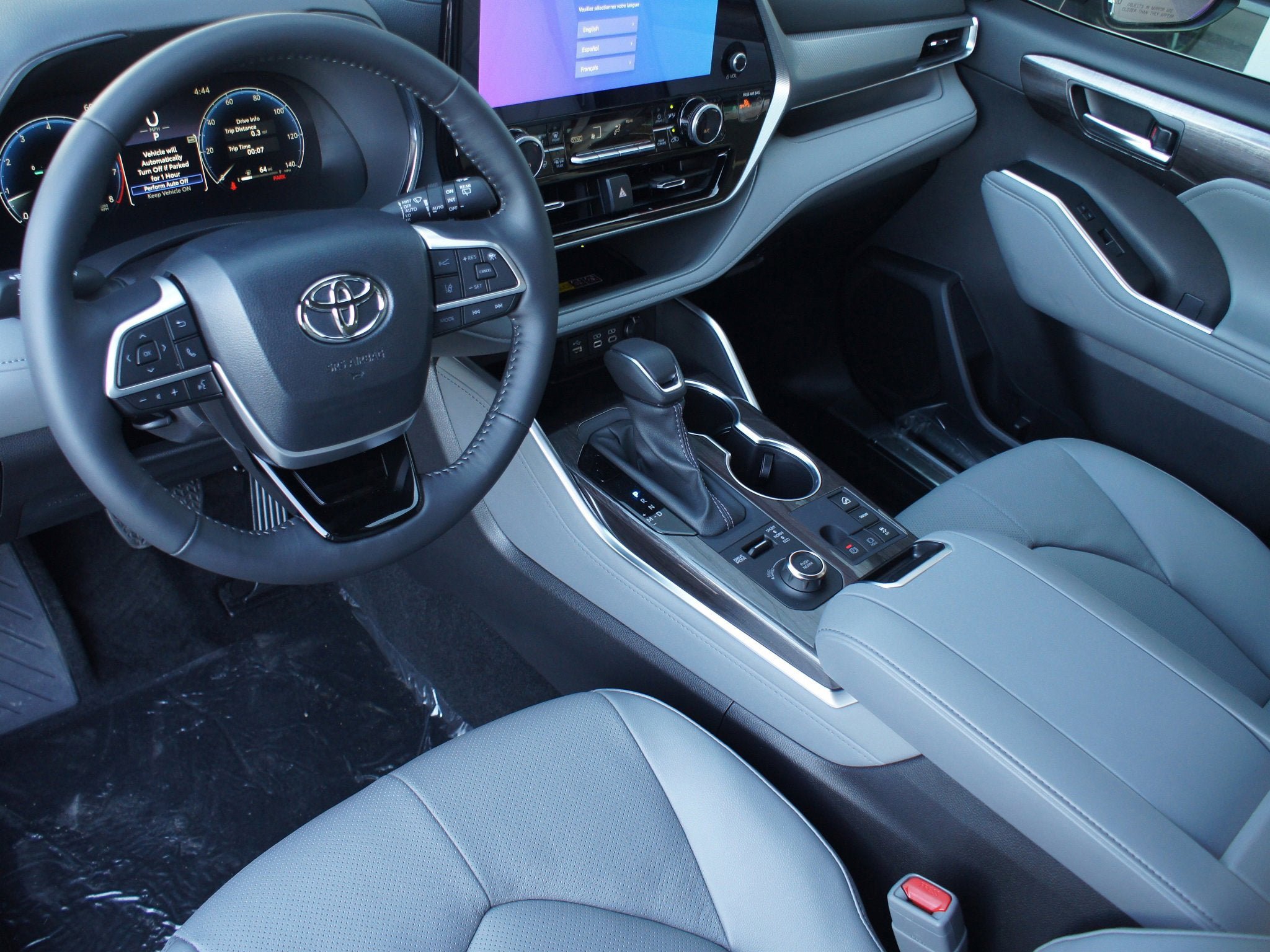 Used 2026 Toyota Highlander Platinum AWD/4WD image 26