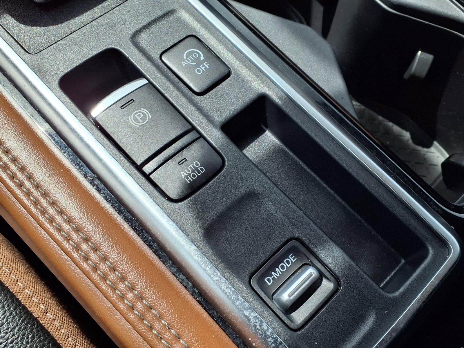 Used 2023 Nissan Pathfinder Platinum FWD image 22
