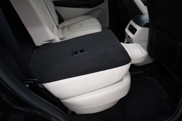 Used 2020 Ford Edge Titanium w/ Equipment Group 301A image 69