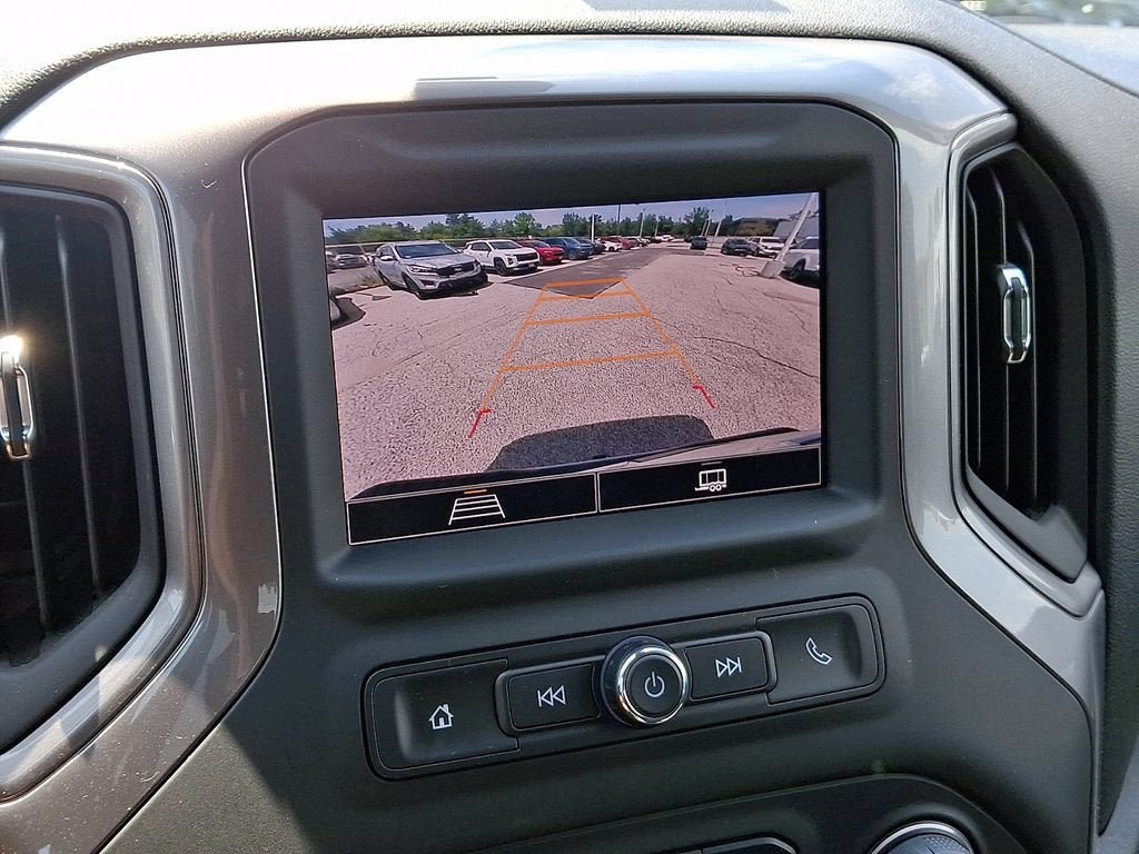 Certified 2024 Chevrolet Silverado 1500 Custom w/ Turbomax Blackout Package AWD/4WD image 18
