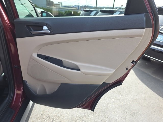 Used 2017 Hyundai Tucson SE image 25