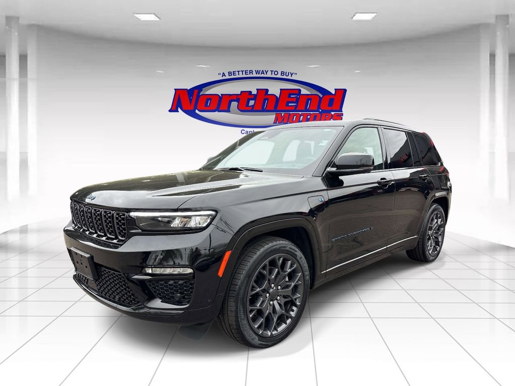 Used 2023 Jeep Grand Cherokee Summit w/ High Altitude Package AWD/4WD image 5