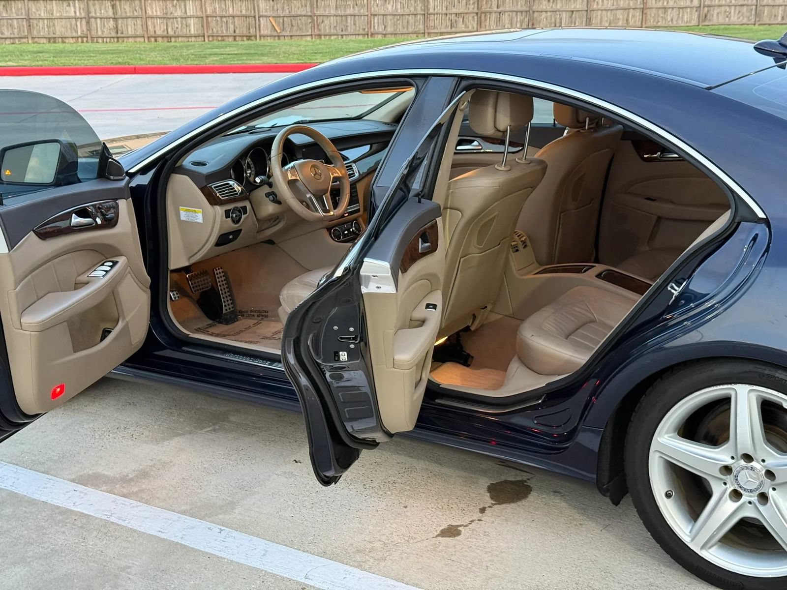 Used 2013 Mercedes-Benz CLS 550 image 10