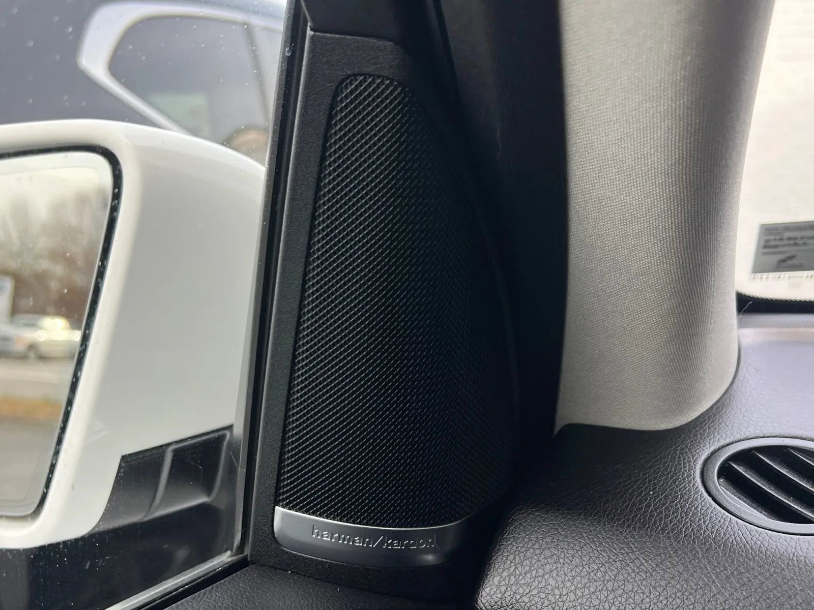 Used 2017 Mercedes-Benz GLE 350 4MATIC w/ Premium 1 Package image 49