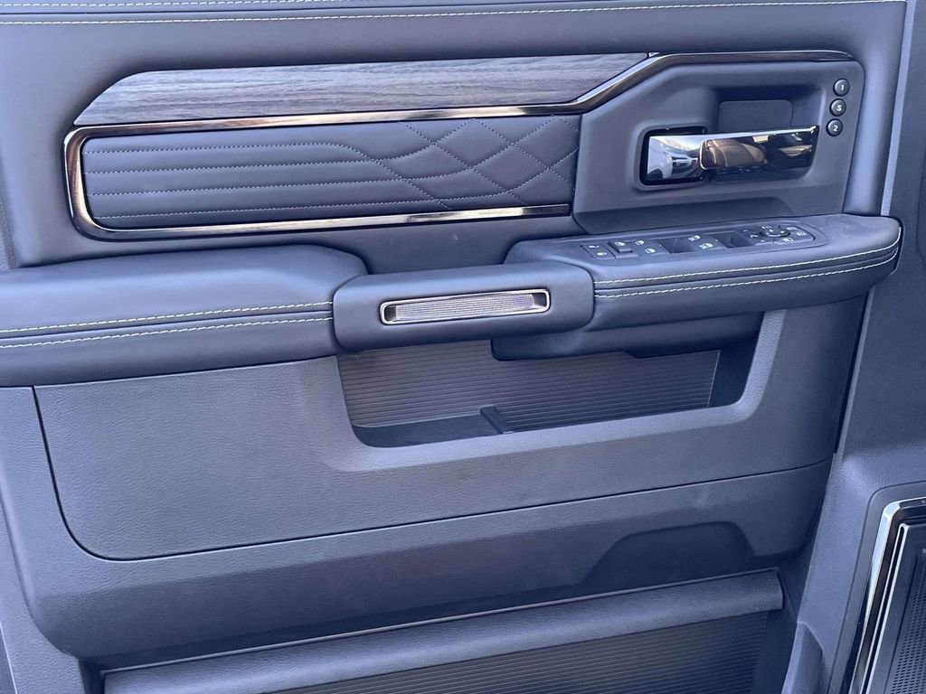 New 2026 RAM 3500 Limited image 24