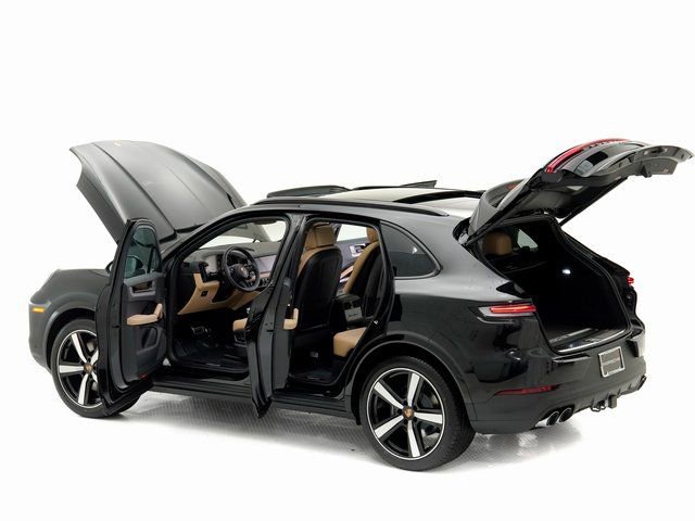 New 2026 Porsche Cayenne image 32