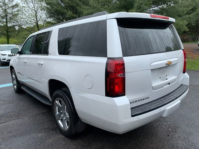 Used 2020 Chevrolet Suburban LT w/ Luxury Package AWD/4WD image 3