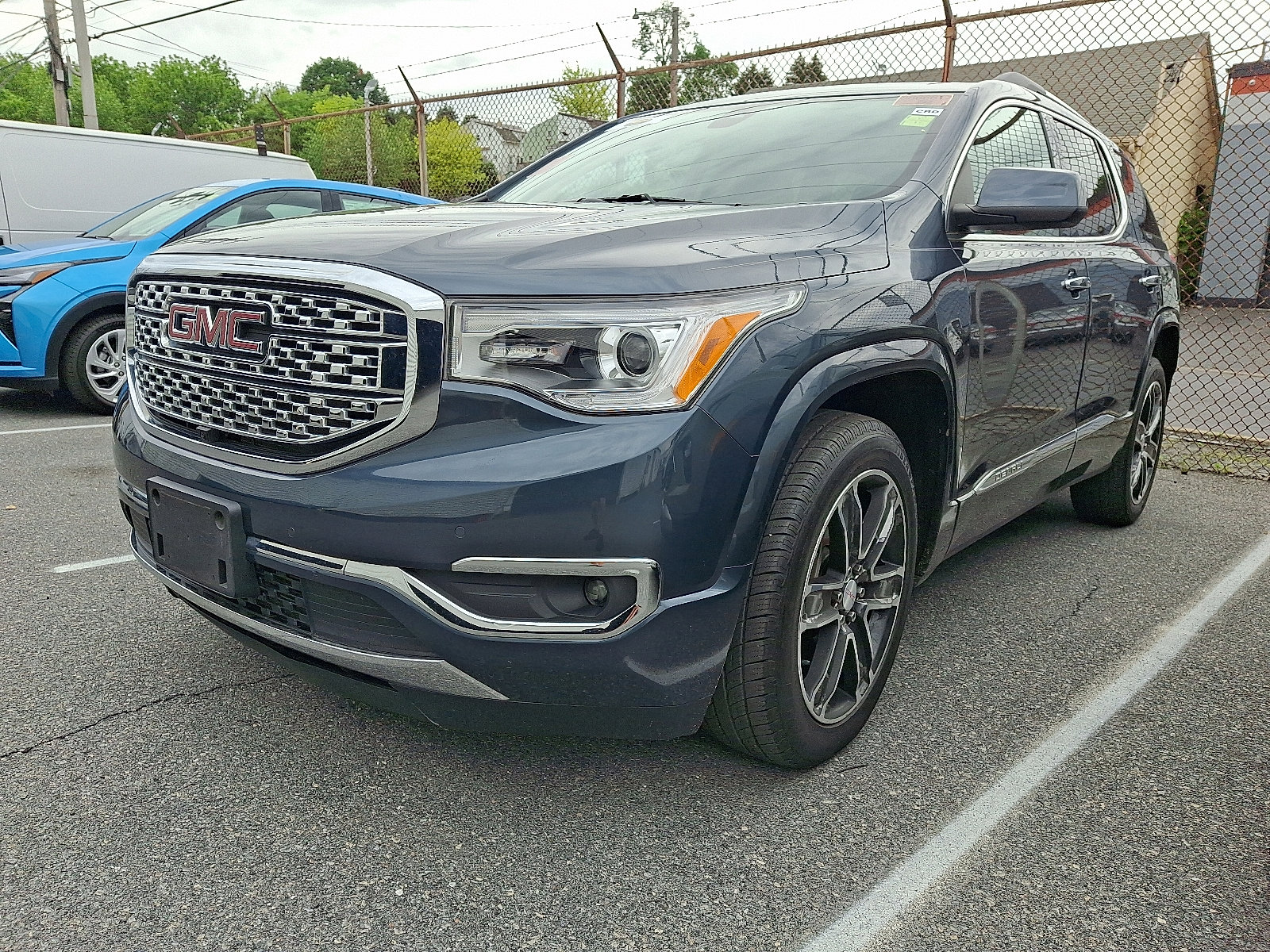 Used 2019 GMC Acadia Denali w/ Technology Package AWD/4WD video 1