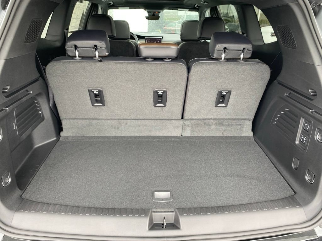 New 2027 GMC Acadia Denali Ultimate AWD/4WD image 27