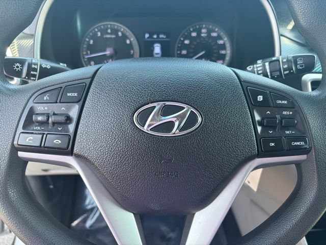 Used 2021 Hyundai Tucson SE w/ Winter Weather Package AWD/4WD image 18