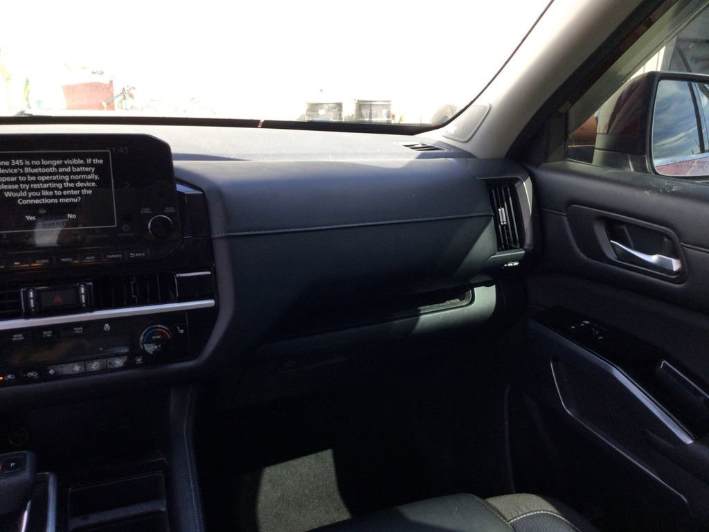 Used 2022 Nissan Pathfinder SL w/ SL Premium Package image 32