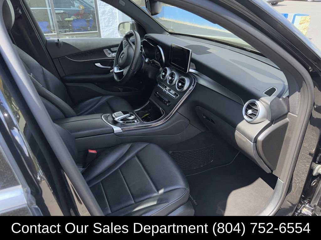 Used 2017 Mercedes-Benz GLC 300 4MATIC image 17