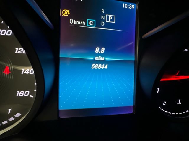 Used 2021 Mercedes-Benz GLC 300 4MATIC image 29