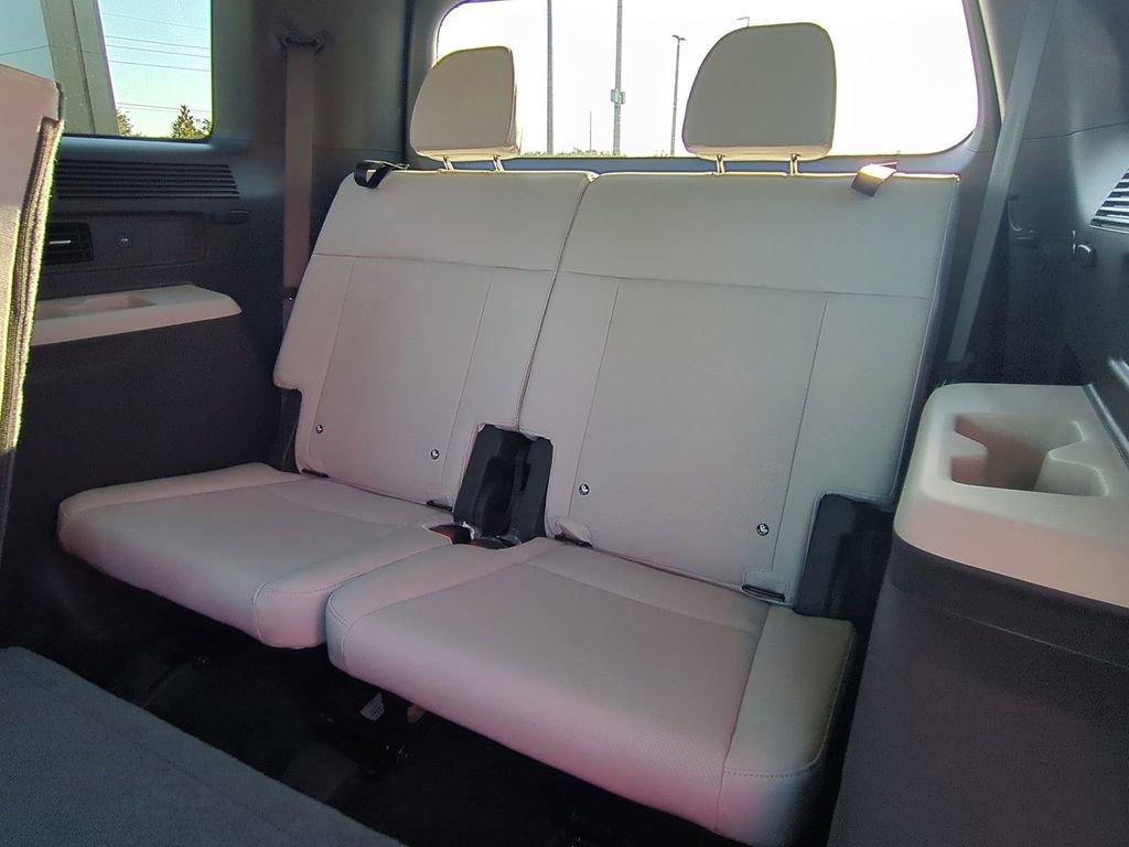 New 2026 Hyundai Santa Fe SEL FWD image 16