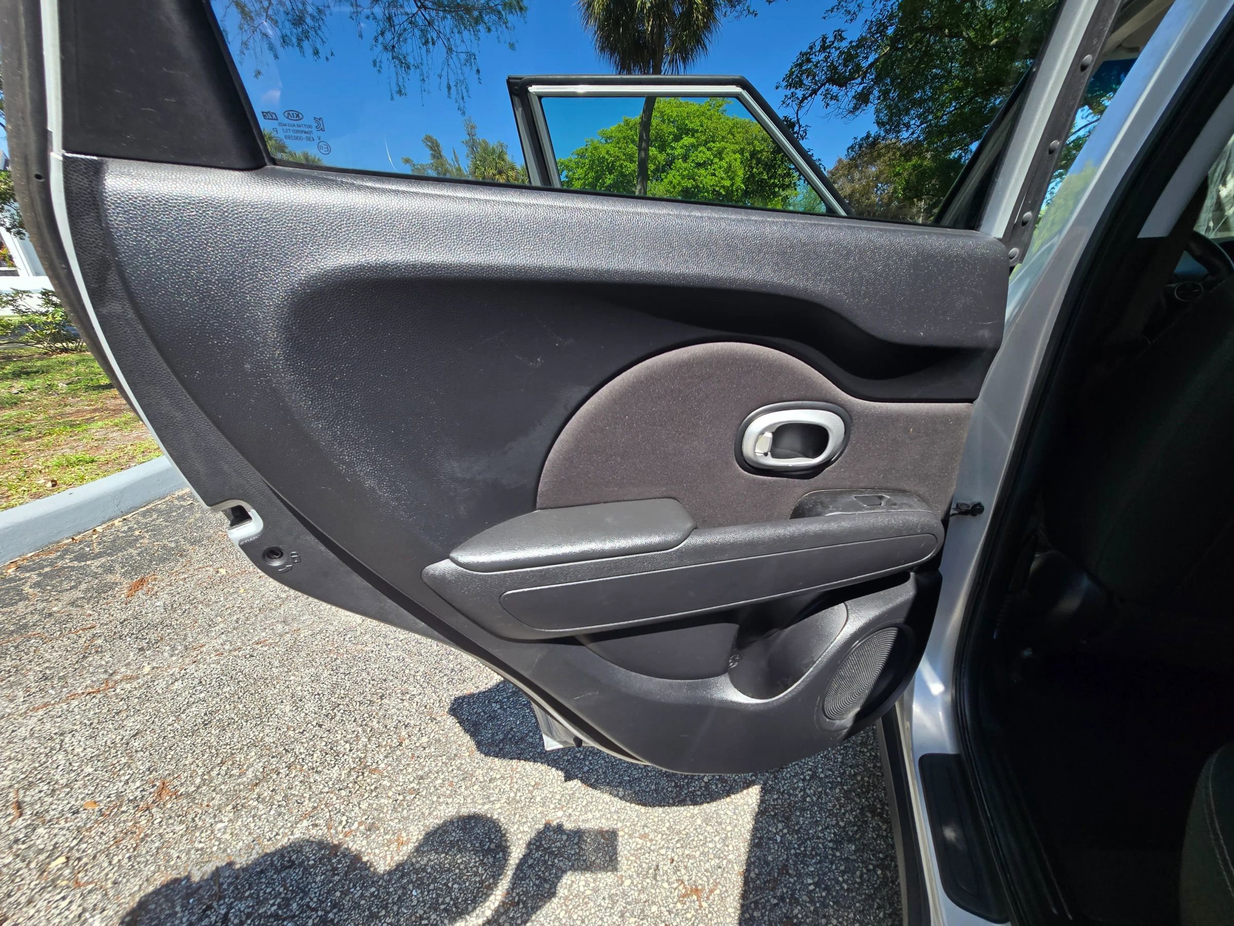 Used 2016 Kia Soul FWD image 25