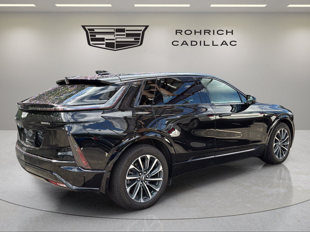 Certified 2024 Cadillac Lyriq Sport AWD/4WD image 8