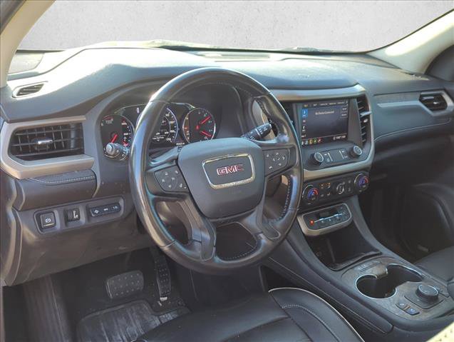 Used 2020 GMC Acadia Denali w/ Technology Package FWD image 8