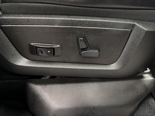 Used 2024 RAM 2500 Laramie w/ Safety Group AWD/4WD image 33