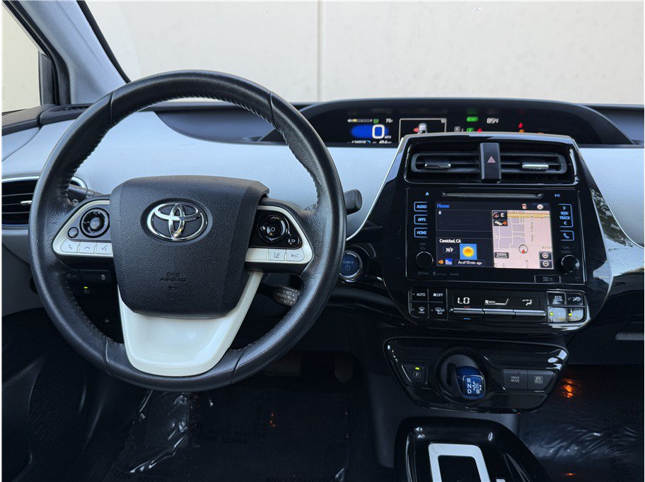 Used 2016 Toyota Prius Three Touring FWD image 17