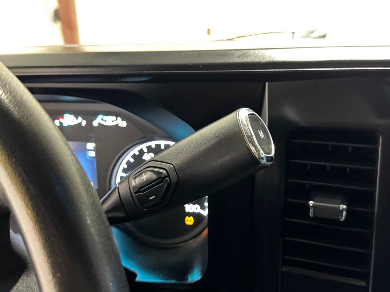 Used 2024 Ford F250 XLT AWD/4WD image 24